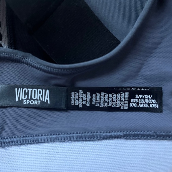 NWT Victoria’s Secret Sport Black Gray "The Player" Racerback Sports Bra Sz S - Picture 5 of 5